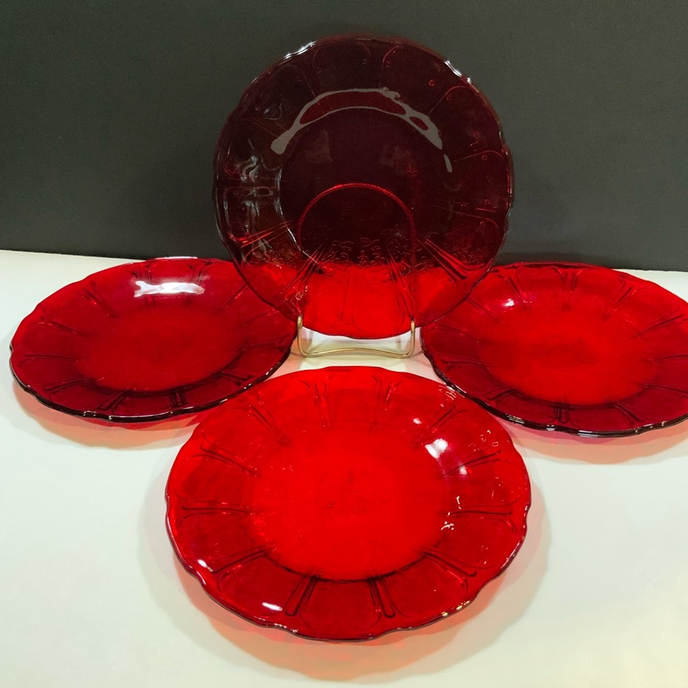 Cherry Blossom Ruby Red Glass Plates Set 4 1970s Round Vintage